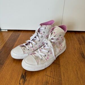 Women’s Floral high top converse